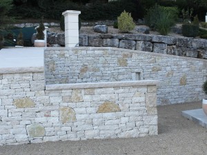  - Mur en pierres sèches de Hauteville