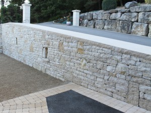  - Mur en pierres sèches de Hauteville